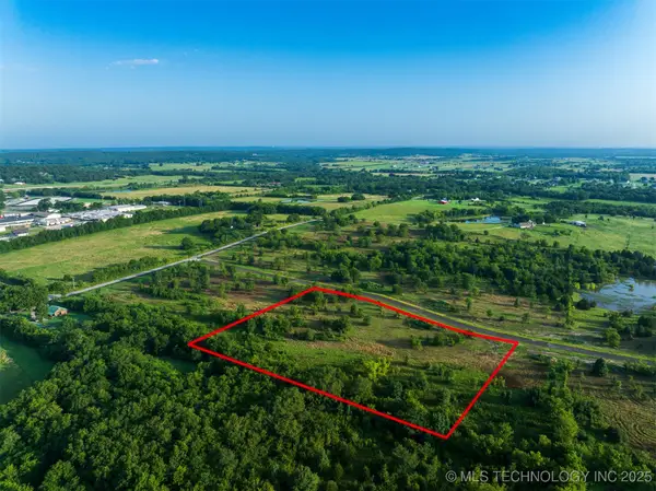 018 W 195th Street S, Mounds, OK 74047