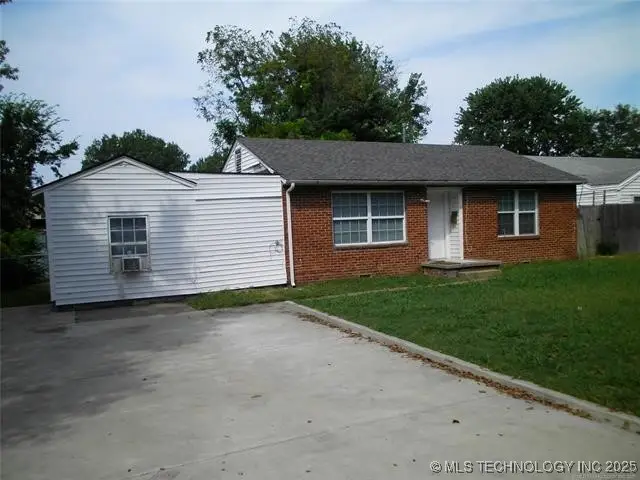 6519 E Pine Place, Tulsa, OK 74115 - Image #1