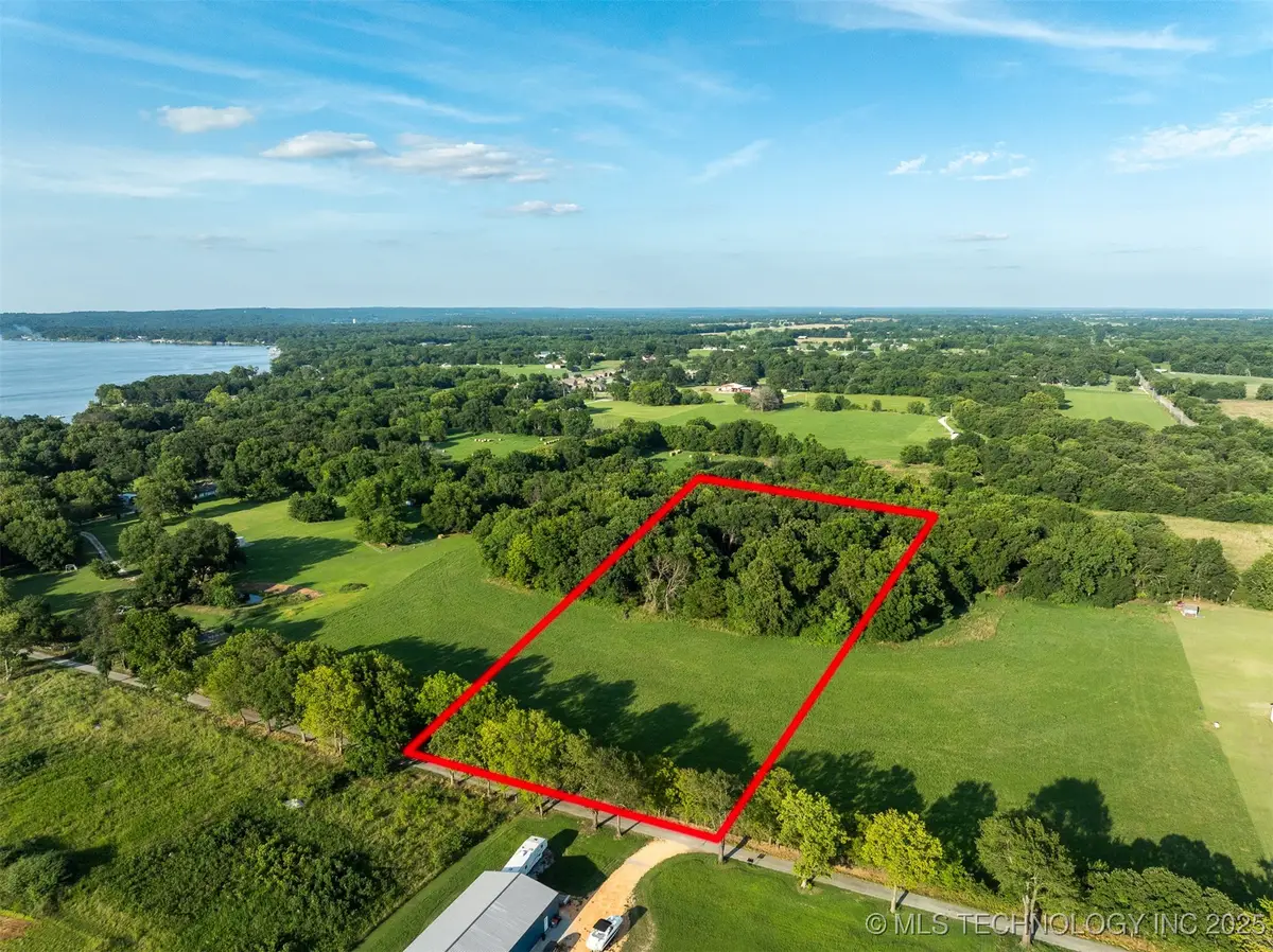 2 S 613 Road, Grove, OK 74344 - Image #1