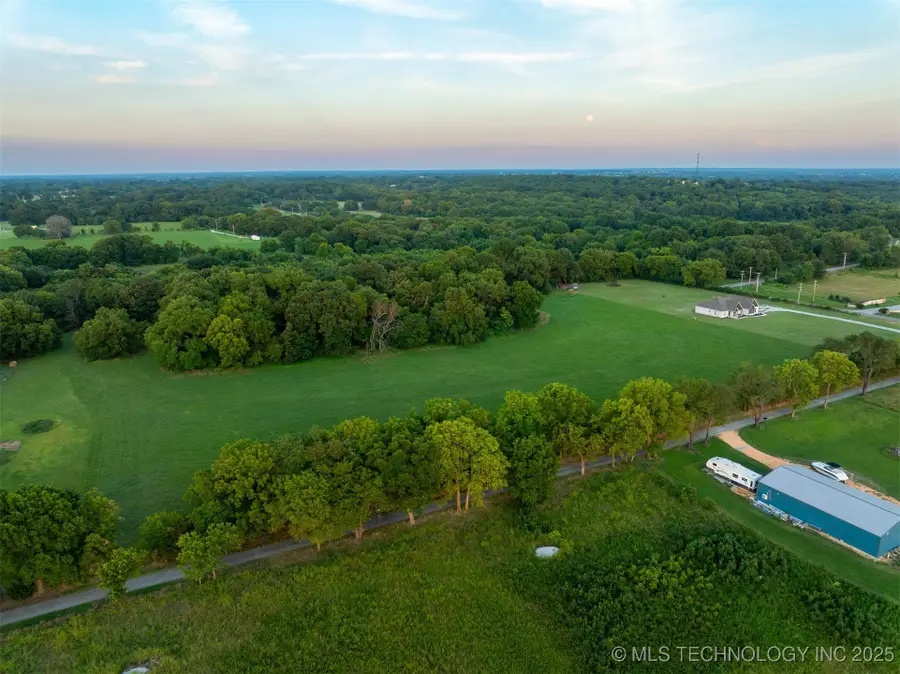 2 S 613 Road, Grove, OK 74344 - Image #2