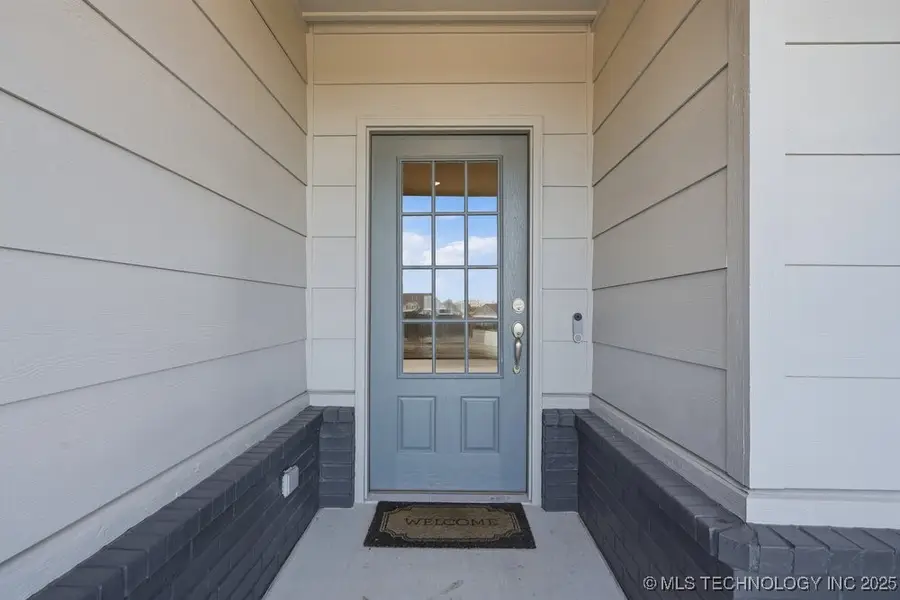 12008 N 131st East Avenue, Collinsville, OK 74021 - Image #2