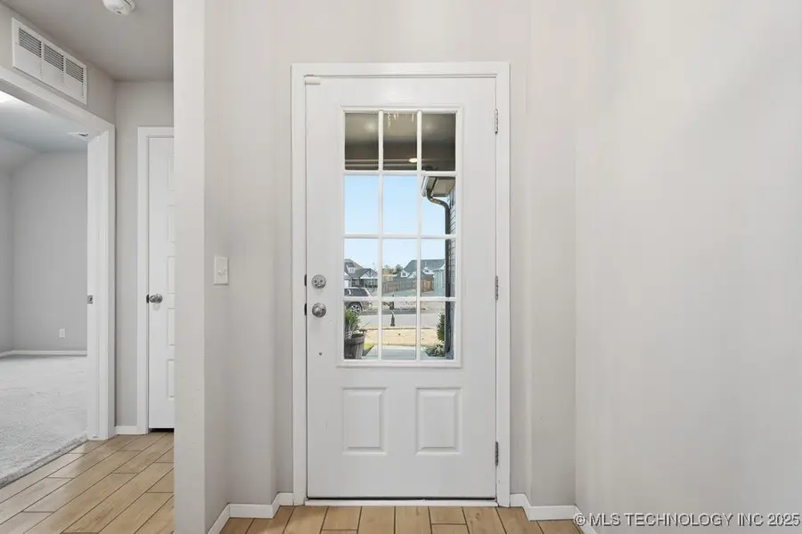 12008 N 131st East Avenue, Collinsville, OK 74021 - Image #3