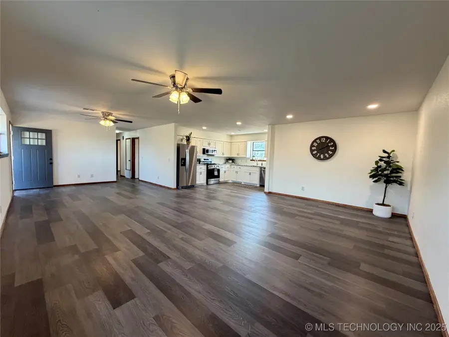 2316 W Grandstaff Road, Cushing, OK 74023 - Image #2