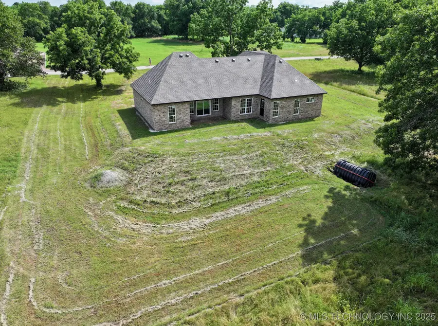 3339 E Private 1725 Drive, Davis, OK 73030 - Image #2