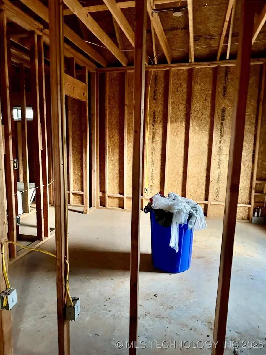 3339 E Private 1725 Drive, Davis, OK 73030 - Image #3