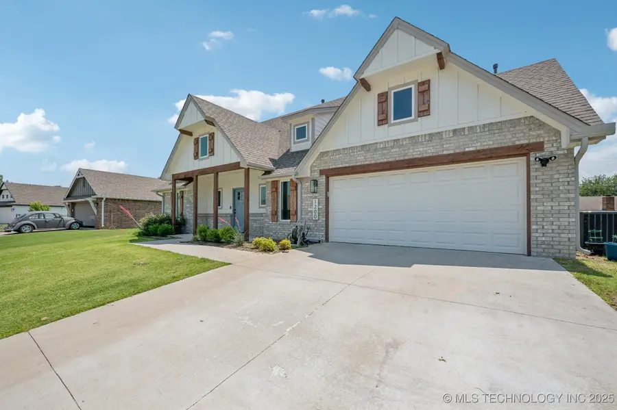 1200 SE 15th, Pryor, OK 74361 - #2