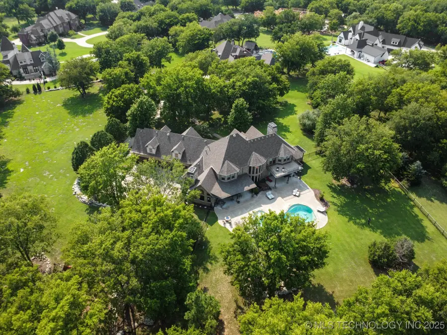 9931 N Chadford Road, Owasso, OK 74055 - #3