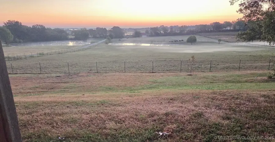 10854 S 305th East Avenue, Coweta, OK 74429 - Image #2