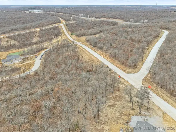 15956 Lakewood Circle, Skiatook, OK 74070