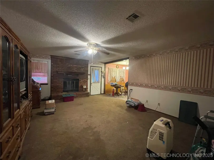 3009 Hilltop Avenue, Muskogee, OK 74403 - Image #3