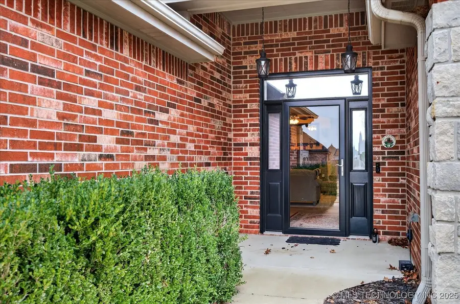 5711 Woodland Road, Bartlesville, OK 74006 - Image #2