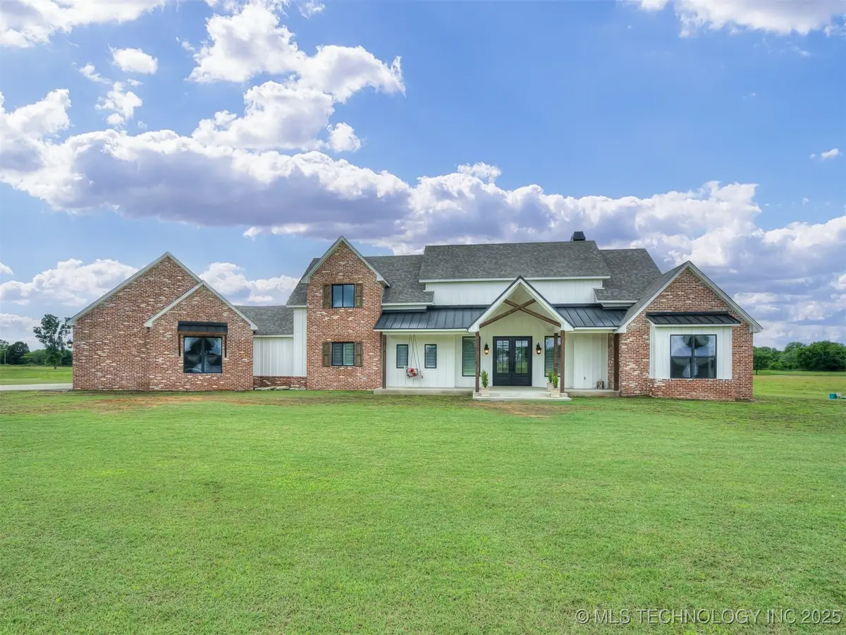 10055 Dentonville Road, Okmulgee, OK 74447 - Image #1