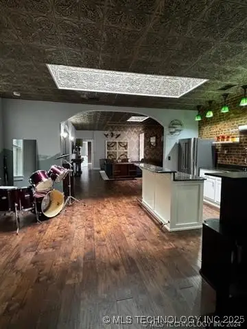 8 W Main Street, Ardmore, OK 73401 - #3