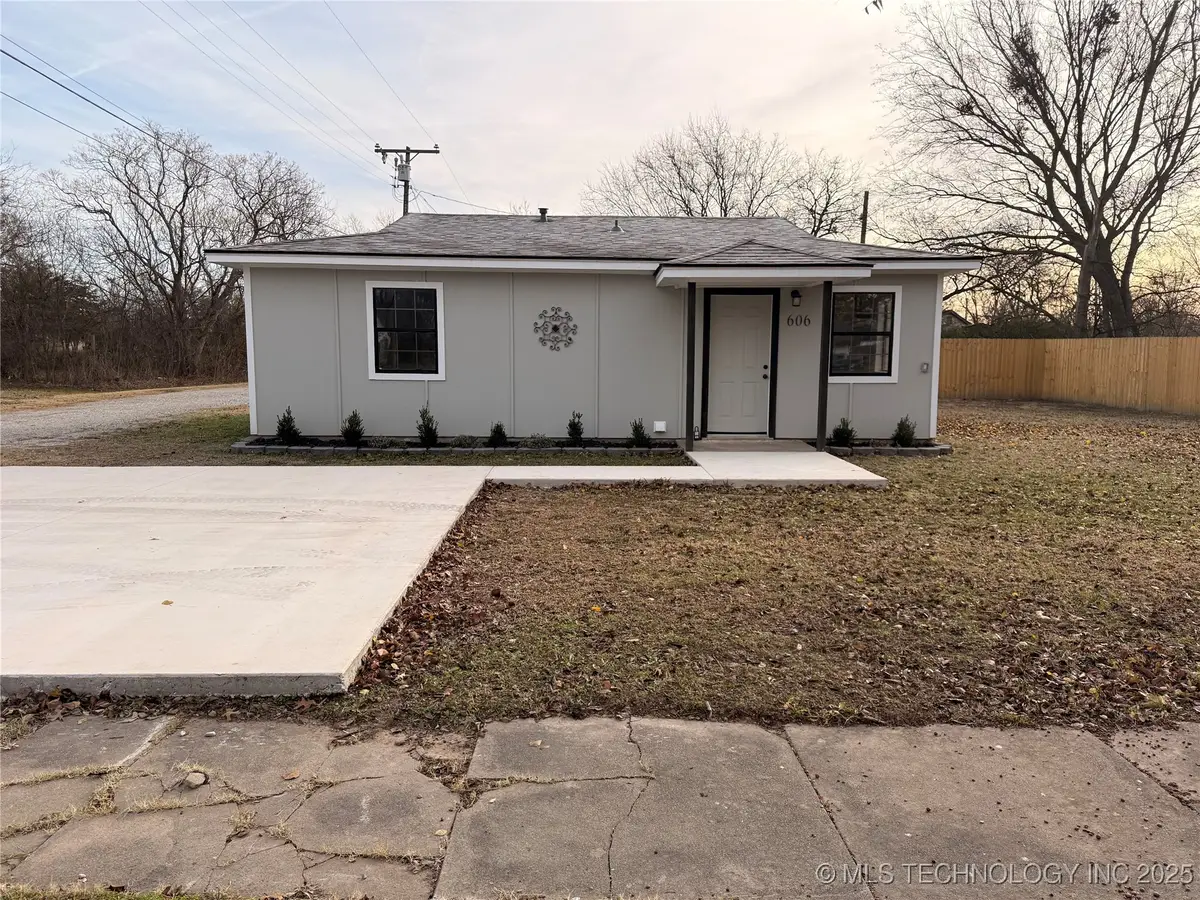 606 N Broadway Avenue, Haskell, OK 74436 - #1