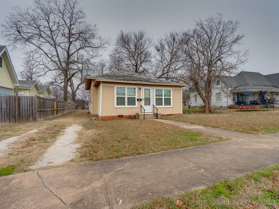 816 E 9th, Ada, OK 74820 - Image #2