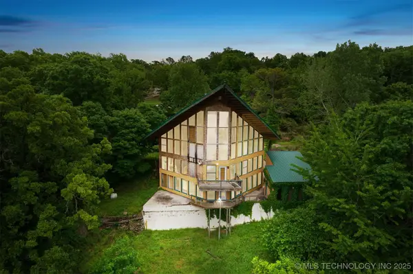 2989 W 351st Road, Hulbert, OK 74441