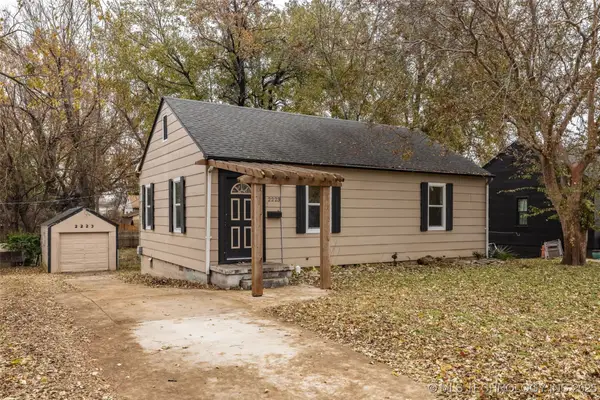 2223 S Oswego Avenue, Tulsa, OK 74114