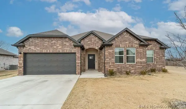 1503 Bluestem Drive, Bartlesville, OK 74006 - Image #1