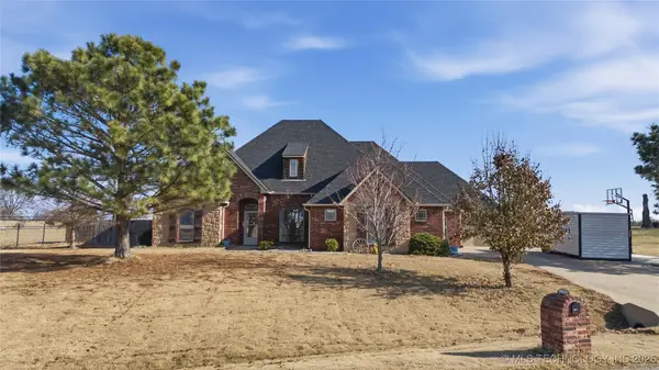 22365 Riverwood Drive, Claremore, OK 74019