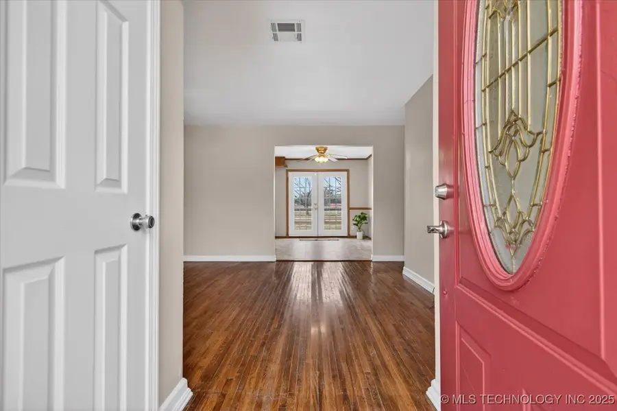 302 S Ponca Avenue, Dewey, OK 74029 - Image #3