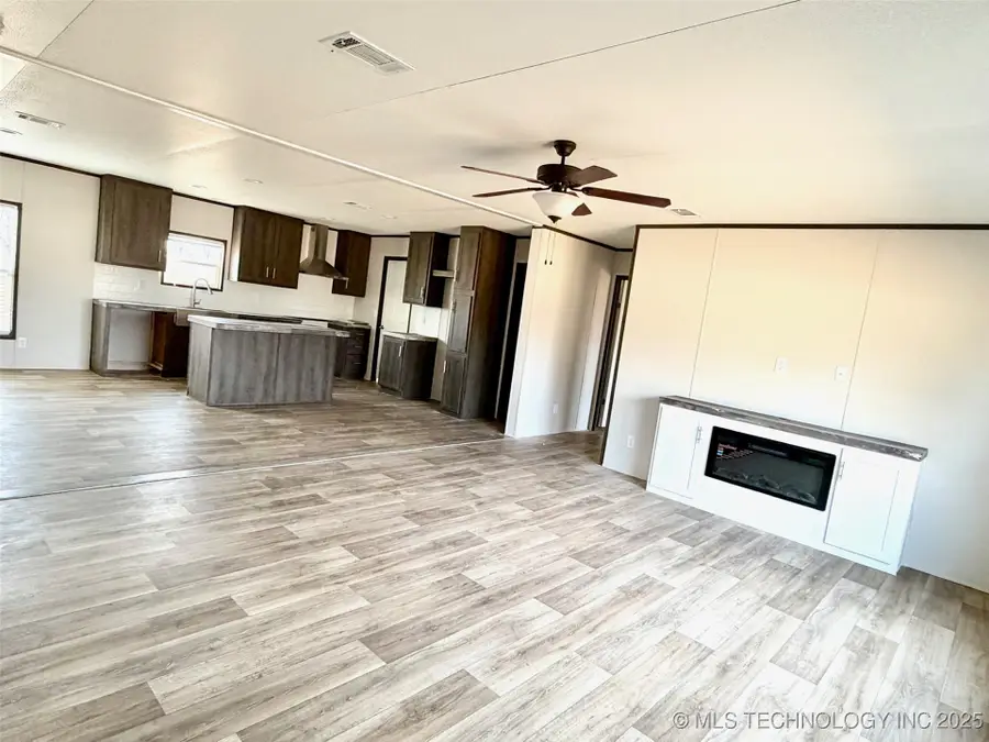 9774 N 441 Road, Big Cabin, OK 74332 - Image #2