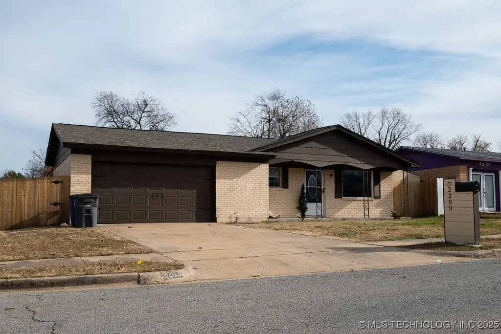 2203 S 124th East Avenue, Tulsa, OK 74129 - #1