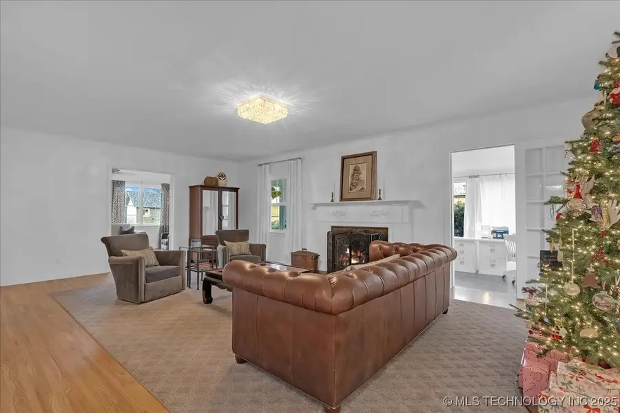 2245 E 22nd Place S, Tulsa, OK 74114 - #3