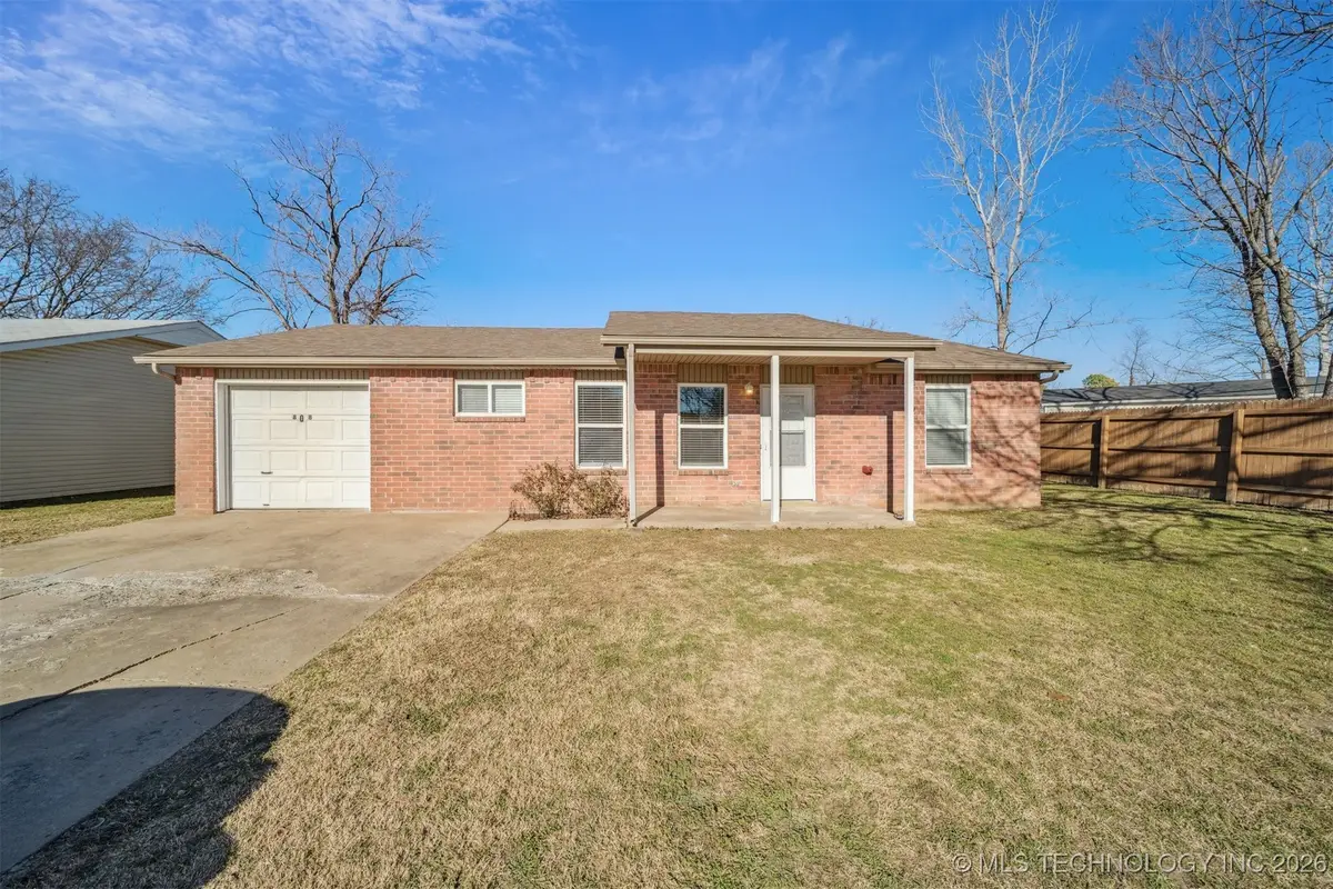 808 W 6th Street, Skiatook, OK 74070 - Image #1