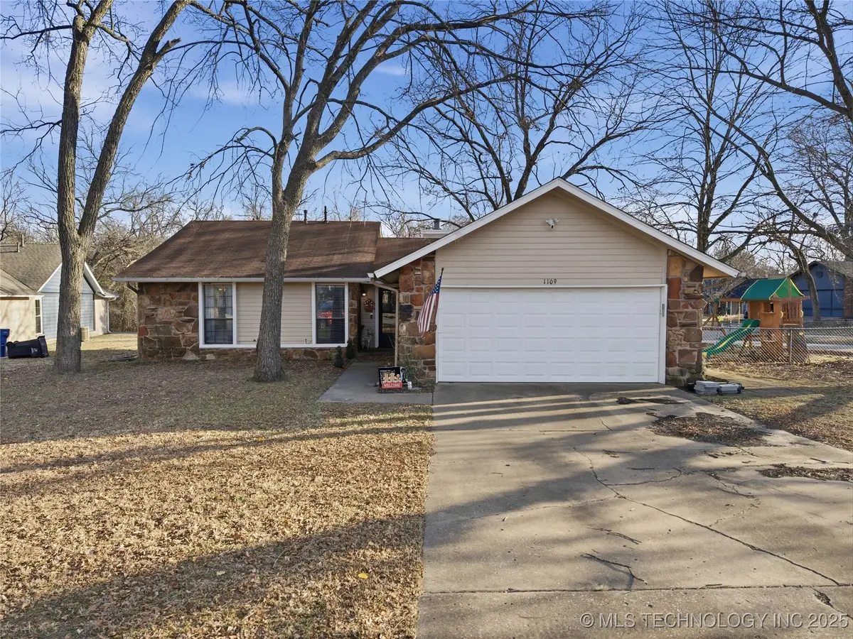 1109 W Los Angeles Circle, Broken Arrow, OK 74011 - Image #1