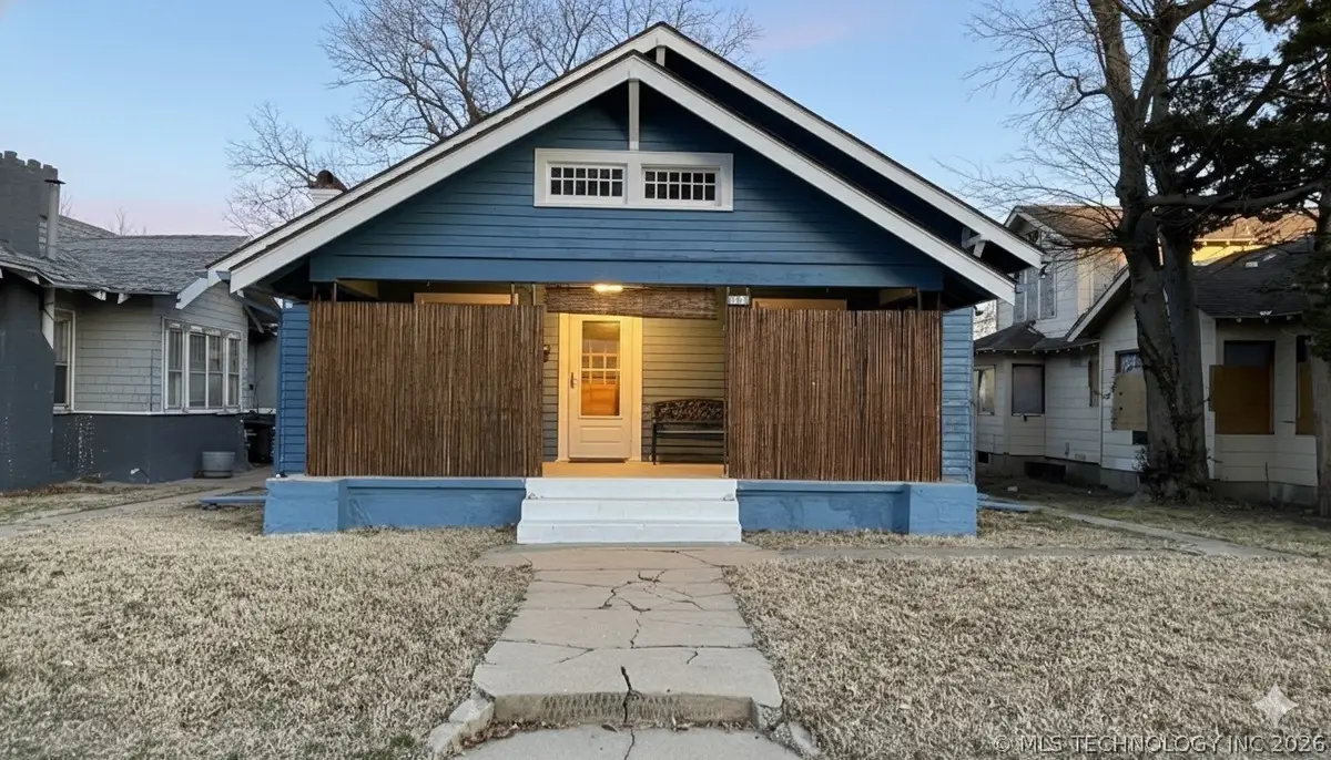 812 SE Delaware, Bartlesville, OK 74003 - #1