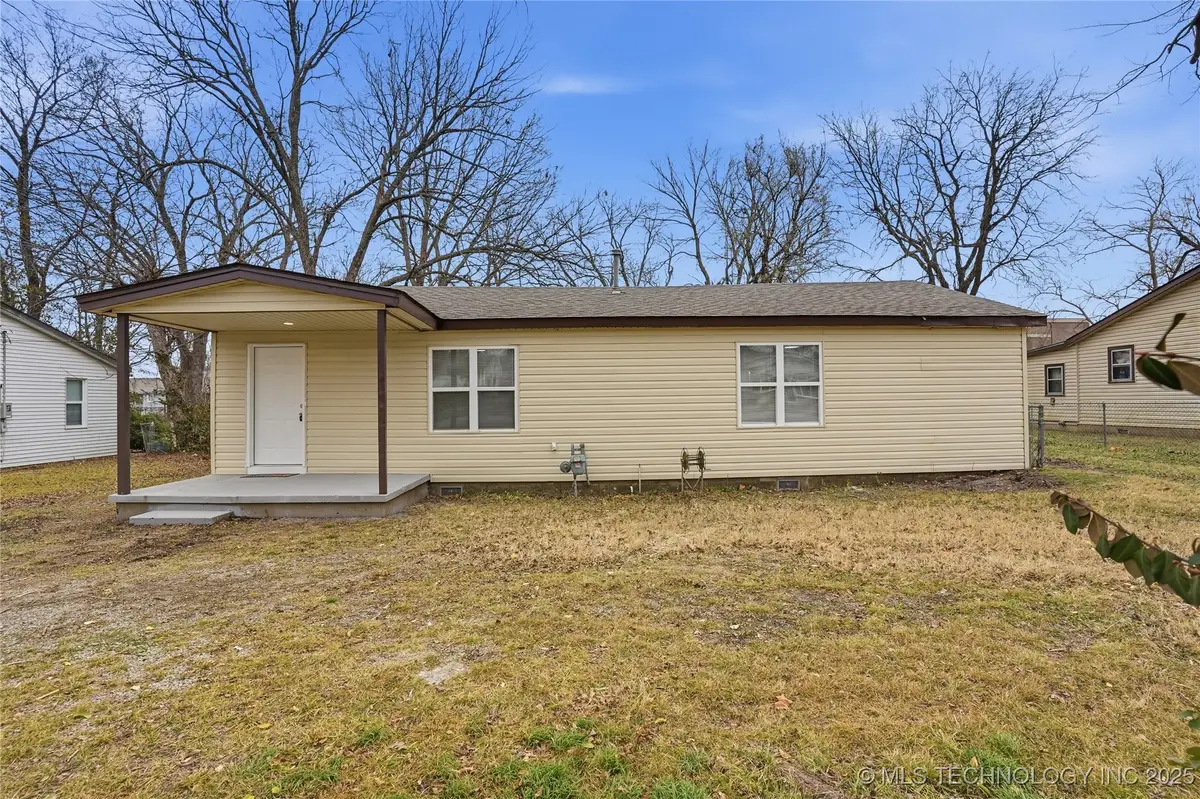 212 S Ash Street, Catoosa, OK 74015 - #1