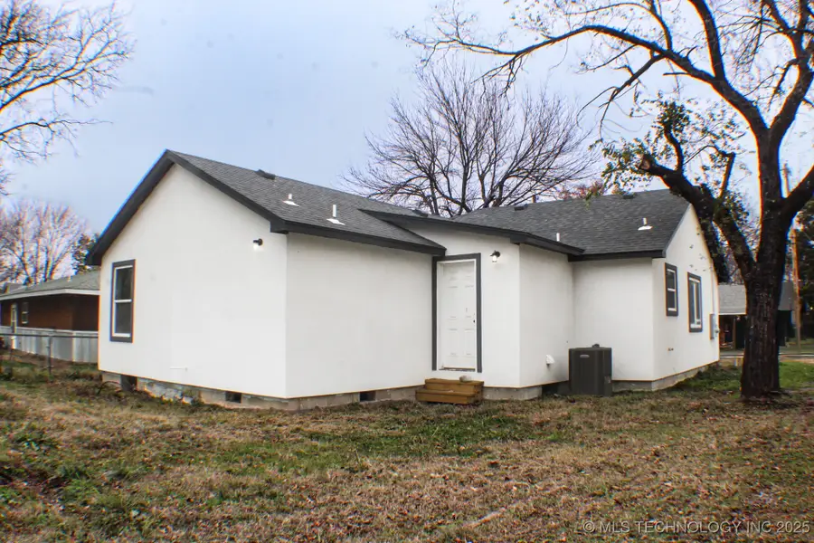 26 W Ash Place, Sperry, OK 74073 - Image #2