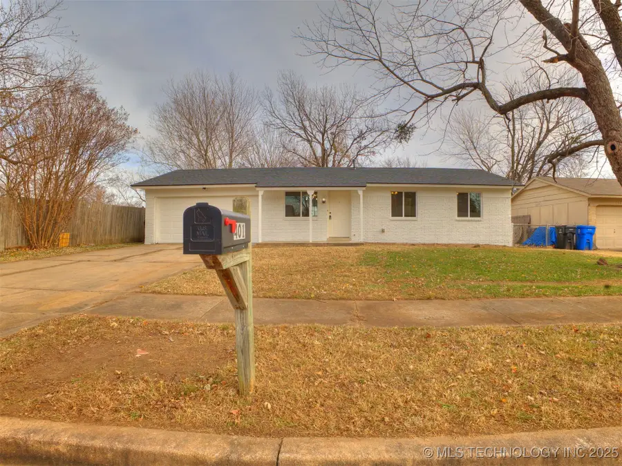401 S Hickory Avenue, Broken Arrow, OK 74012 - Image #2