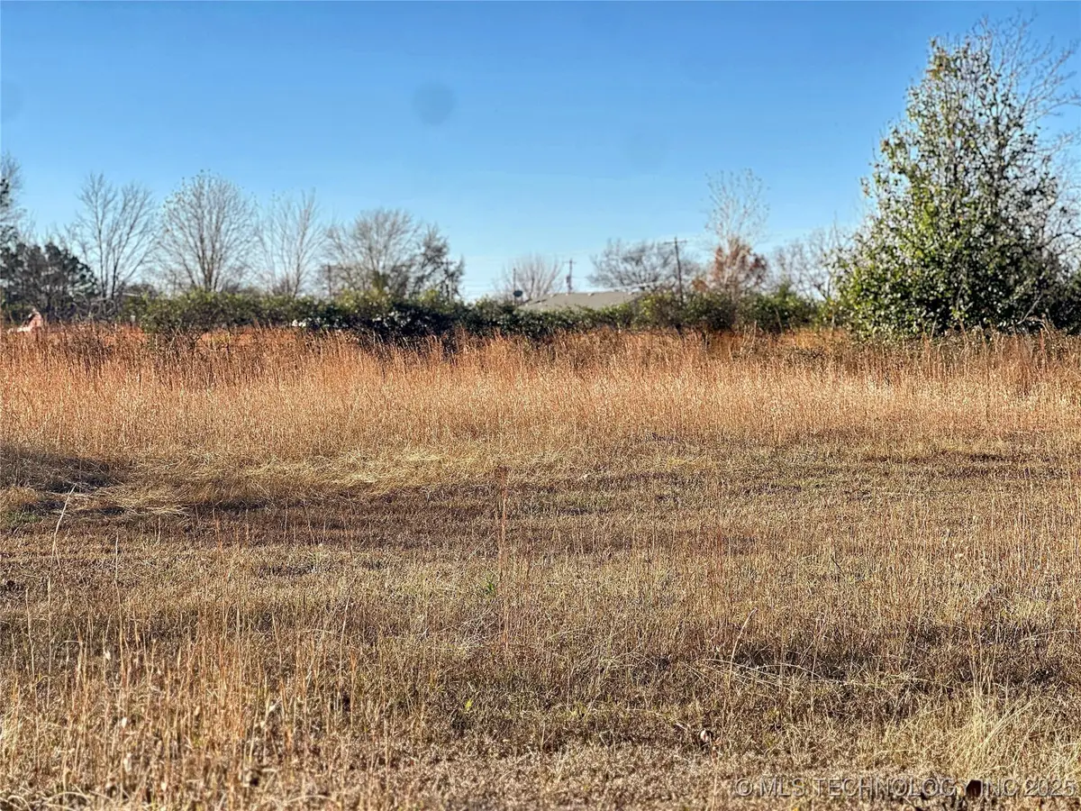 19061 E Patriot Way, Tahlequah, OK 74464 - Image #1