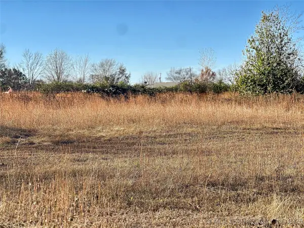 19061 E Patriot Way, Tahlequah, OK 74464