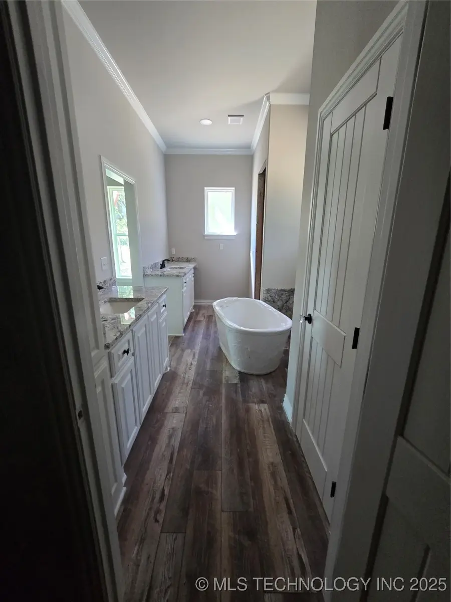 1409 Woodland Circle, Kingston, OK 73439 - Image #2