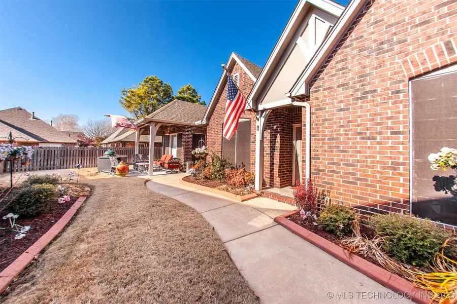 9010 N 100th East Avenue E, Owasso, OK 74055 - Image #3