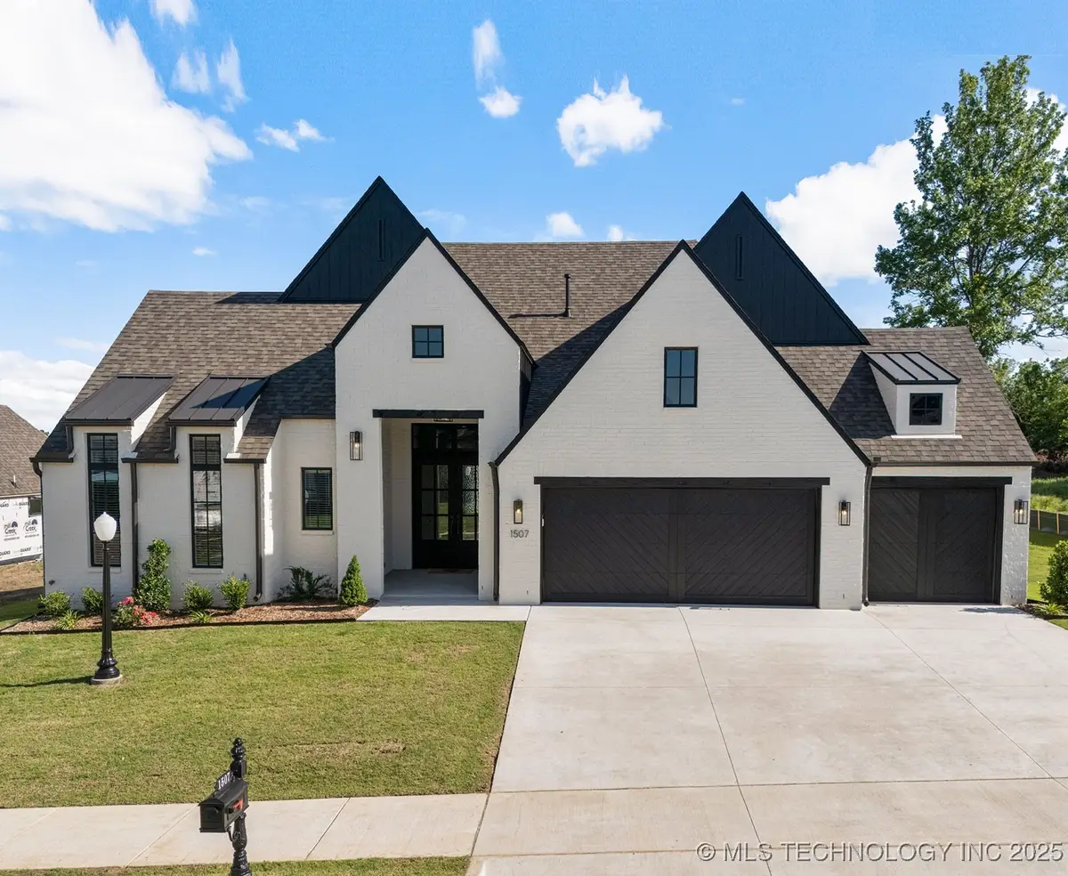 1507 Cedarwood Drive, Claremore, OK 74017 - #1