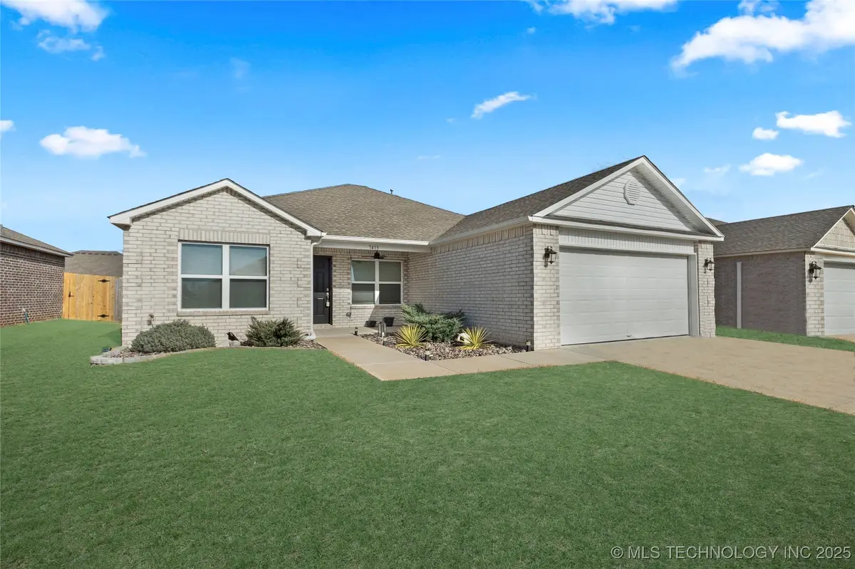 7413 E 158th Street S, Bixby, OK 74008 - Image #1