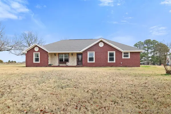 49 E 2nd, Durant, OK 74701