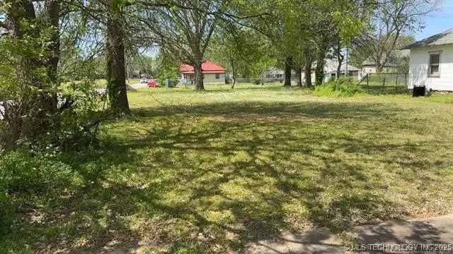 720 W Seneca Street, Okmulgee, OK 74447 - Image #2