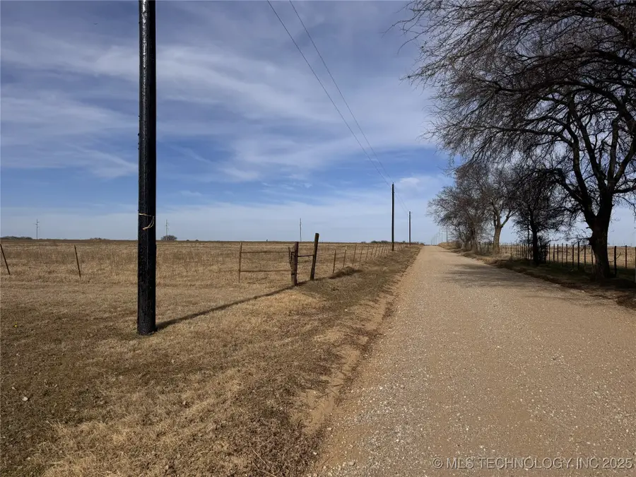 311 Jack Rabbit Road, Calera, OK 74730 - Image #3