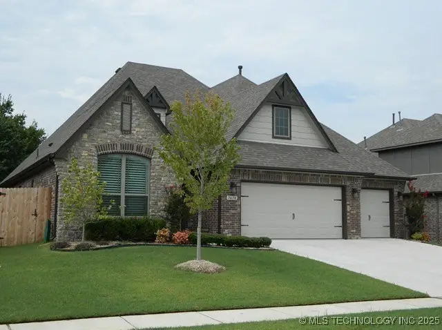 3618 S Fir Court E, Broken Arrow, OK 74011 - Image #1