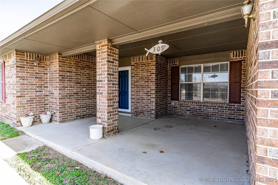 309 S Ash Street, Kellyville, OK 74010 - Image #3