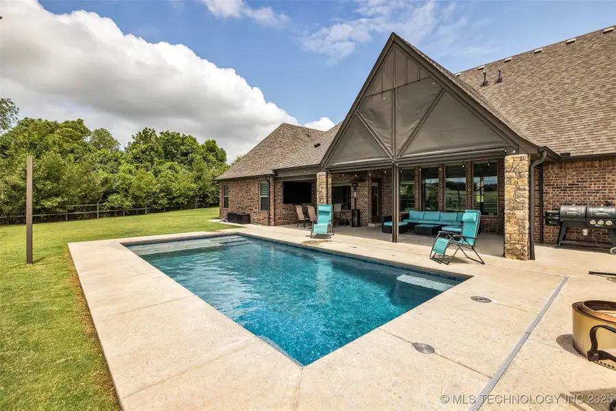 6108 E 95th Street, Sperry, OK 74073 - Image #2