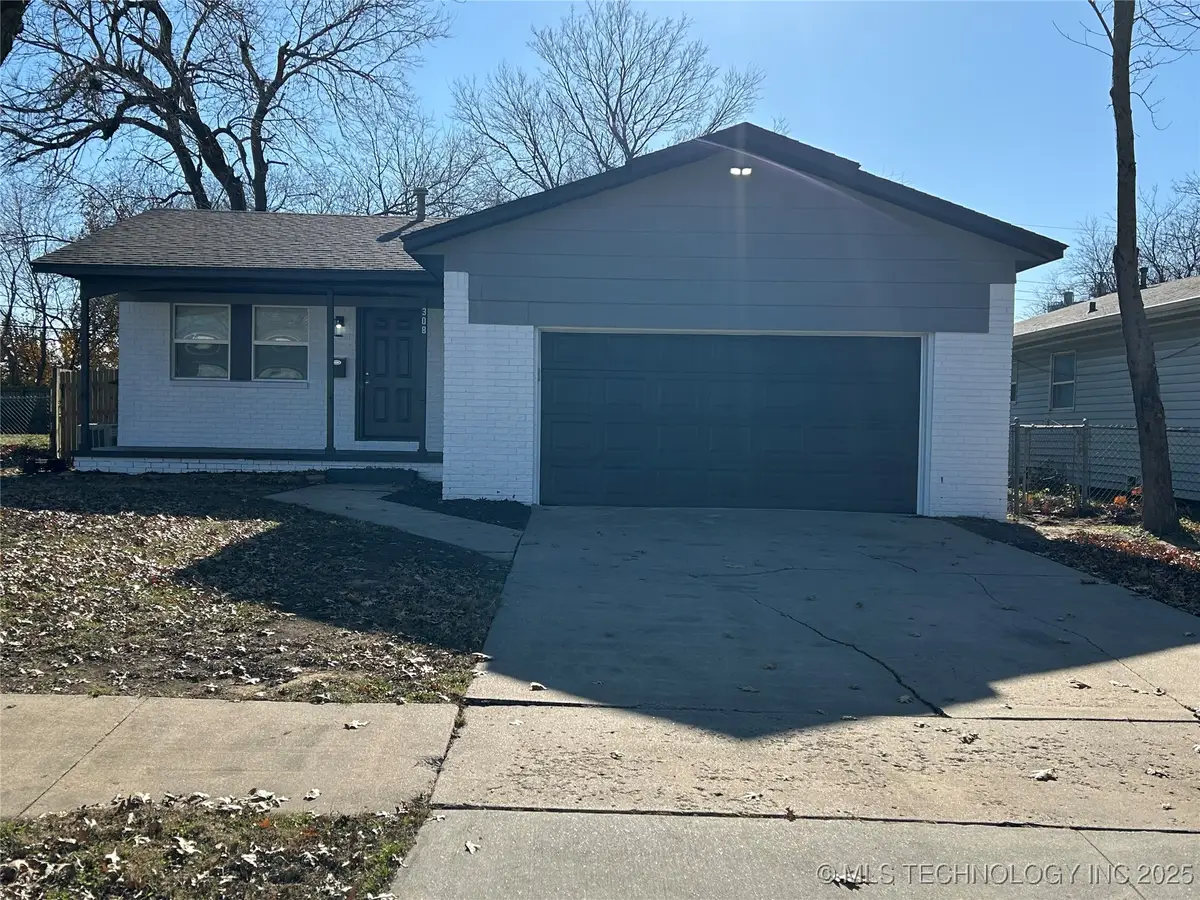 308 W 3rd Street, Owasso, OK 74055 - Image #1