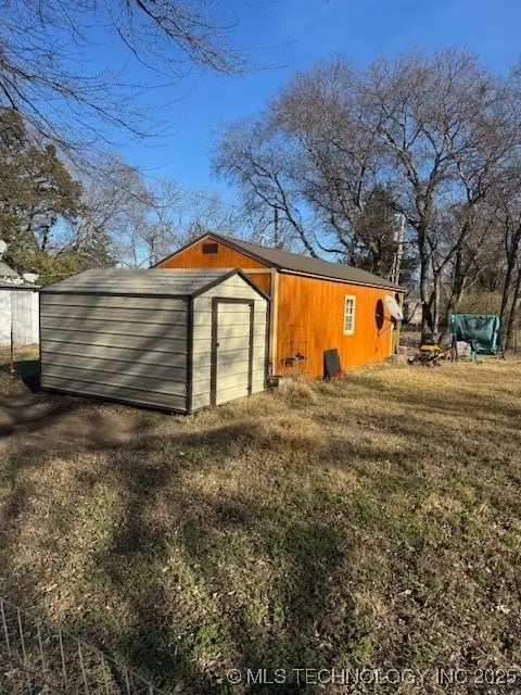 19237 Elizabeth, Oakland, OK 73446 - Image #1