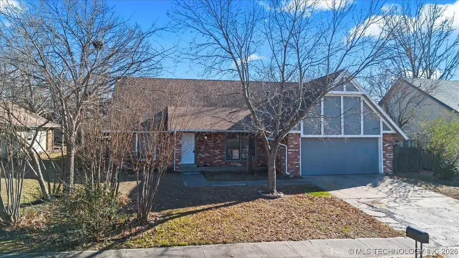 2301 S Chestnut Avenue, Broken Arrow, OK 74012 - #3