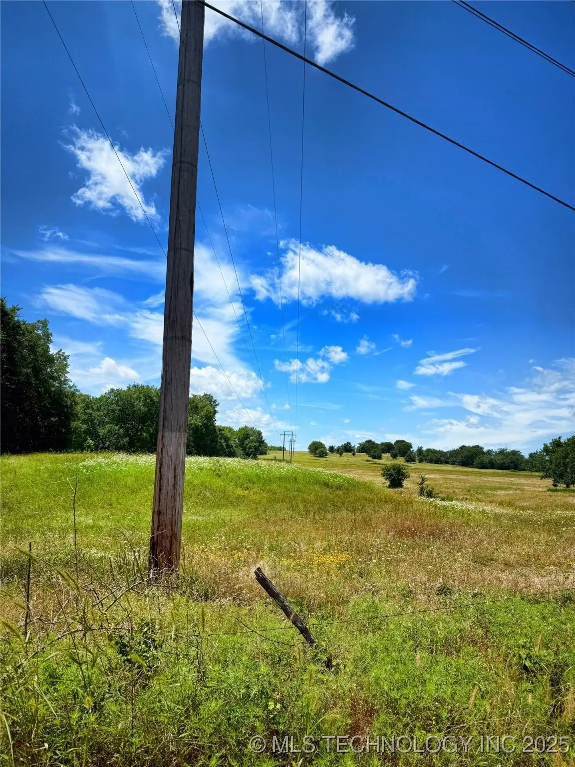 1065 Road, Hitchita Pierce, OK 74426 - #1