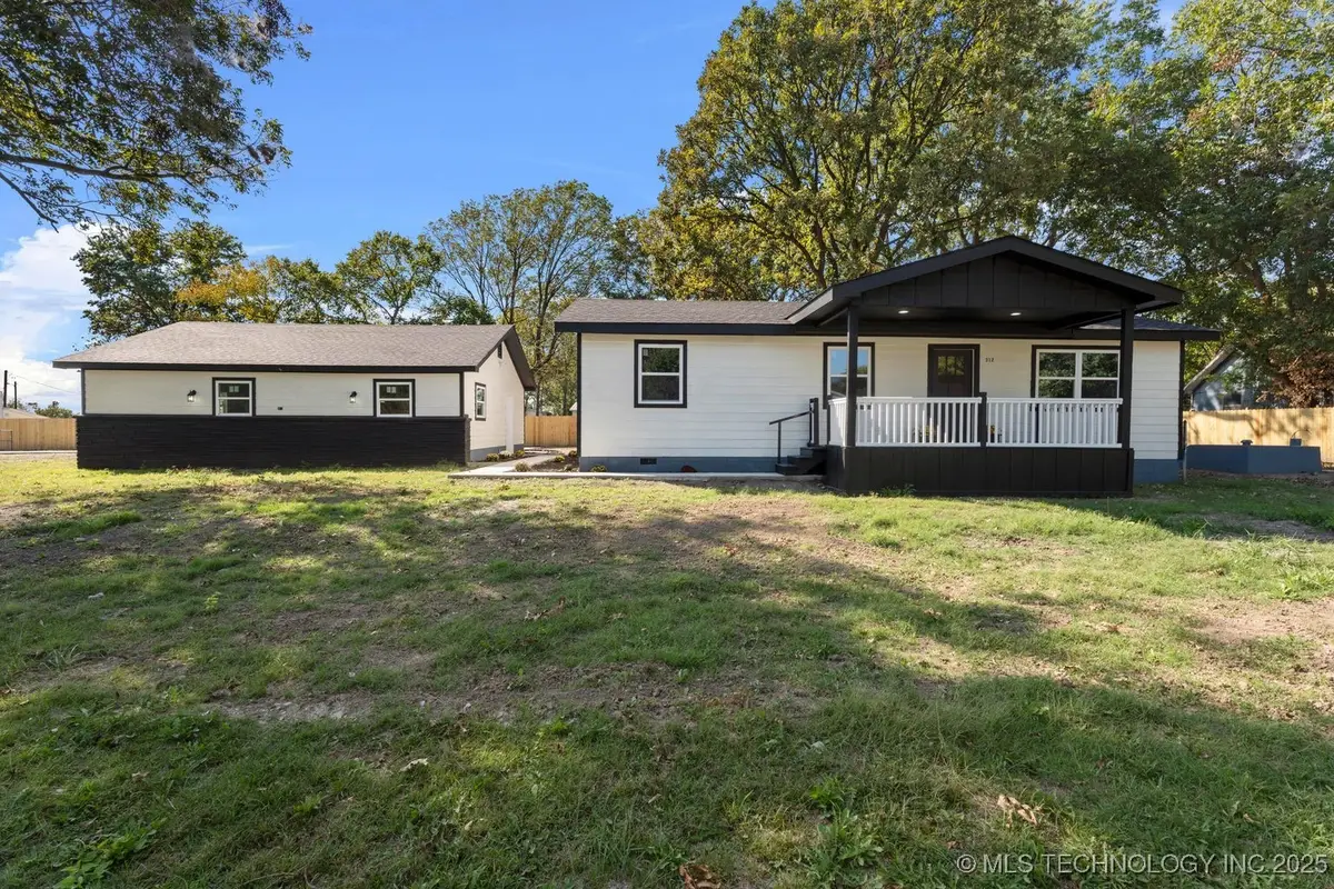 312 S Quincy Street, Commerce, OK 74339 - #1